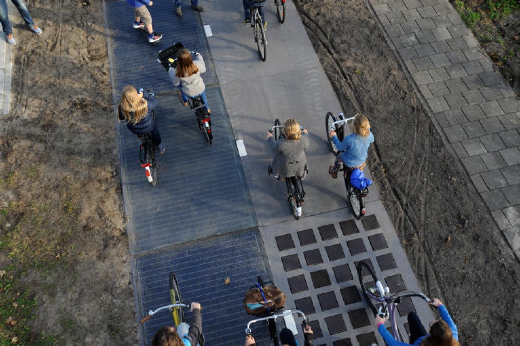 This Bike Path Paved With Solar Panels Shows That All Streets Could Double As Power Sources